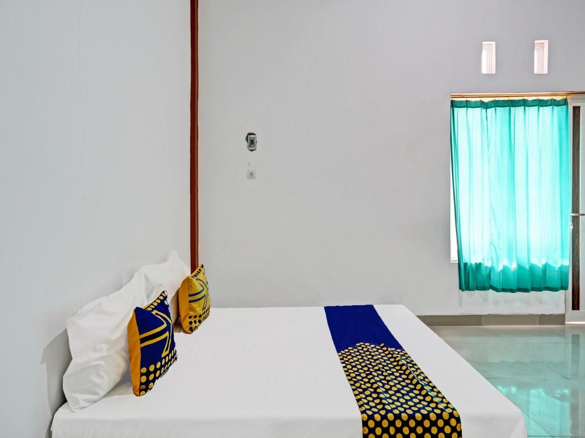 Oyo 92006 Kost Sejahtera Syariah Otel Sidoarjo Dış mekan fotoğraf