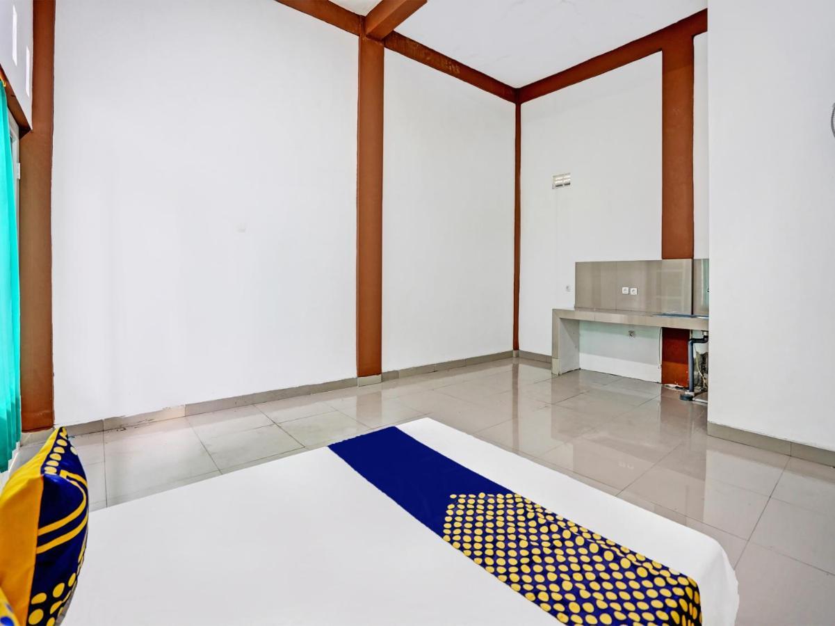 Oyo 92006 Kost Sejahtera Syariah Otel Sidoarjo Dış mekan fotoğraf